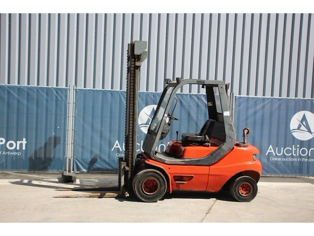 Heftruck linde h30d-02 diesel 3000kg 4.4m 1996 - afbeelding 1 van  1
