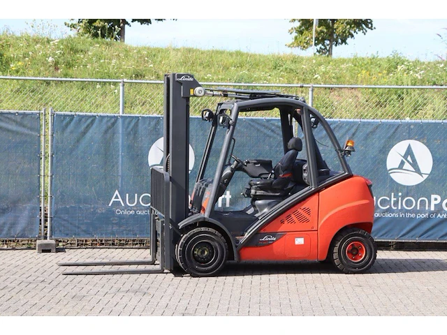 Heftruck linde h30d diesel 3000kg 2017 - afbeelding 1 van  1