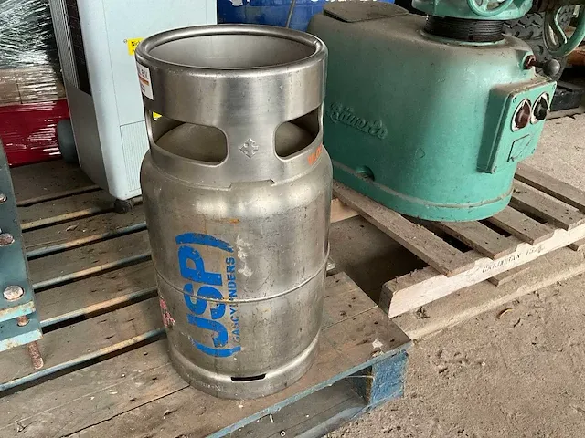 Heftruck lpg tank jsp gascylinders - afbeelding 1 van  4