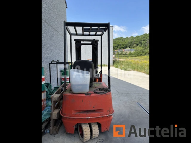 Heftruck / magazijn linde e-15 - afbeelding 1 van  6