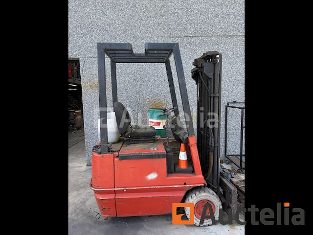 Heftruck / magazijn linde e-15 - afbeelding 3 van  6