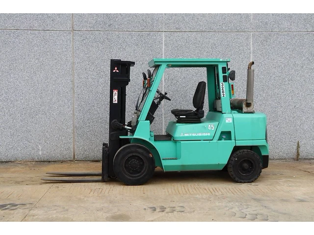 Heftruck mitsubishi fd45k diesel 4500kg 3.0m 2004 - afbeelding 1 van  1