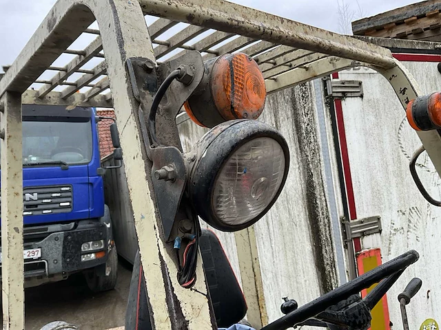 Heftruck nissan ef02a25u (1985) - afbeelding 9 van  22