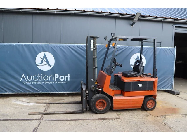 Heftruck nissan qp02l20u elektrisch 2500kg 3.3m 2003 - afbeelding 1 van  1