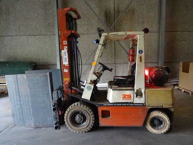 Heftruck nissan - afbeelding 1 van  4