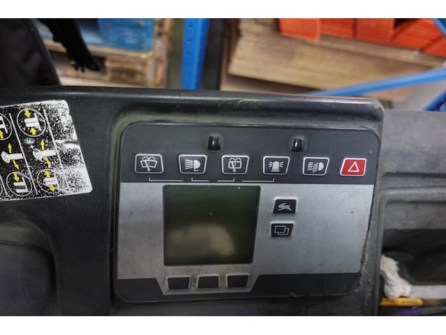 Heftruck still - afbeelding 8 van  9