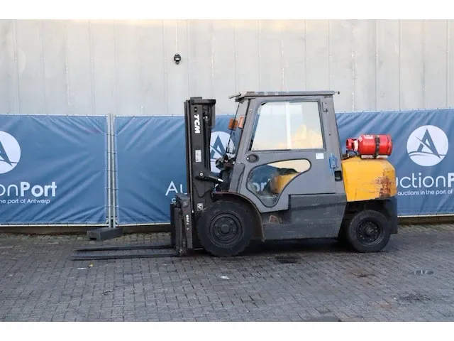 Heftruck tcm vm300-43a lpg 4500kg - afbeelding 1 van  1