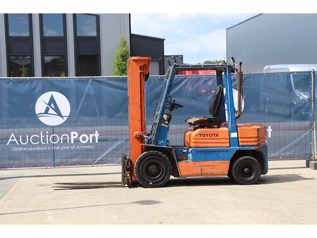 Heftruck toyota 02-5fd25 diesel 1500kg 4.5m - afbeelding 1 van  1