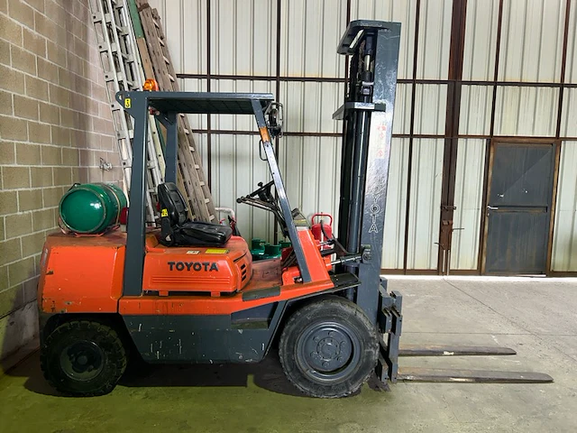 Heftruck toyota 02-f630 - afbeelding 1 van  10