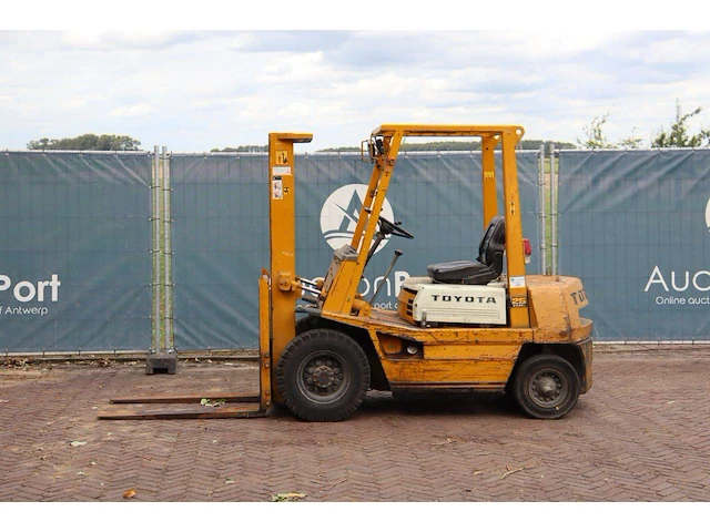 Heftruck toyota 3fd25 diesel 2500kg 2.5m - afbeelding 1 van  1
