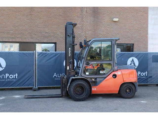Heftruck toyota 40-8fd50n diesel 5000kg 4.0m 2015 - afbeelding 1 van  1