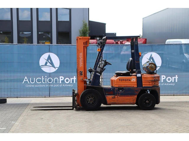 Heftruck toyota 42-5fg25 lpg 2500kg 4.0m 1988 - afbeelding 1 van  1