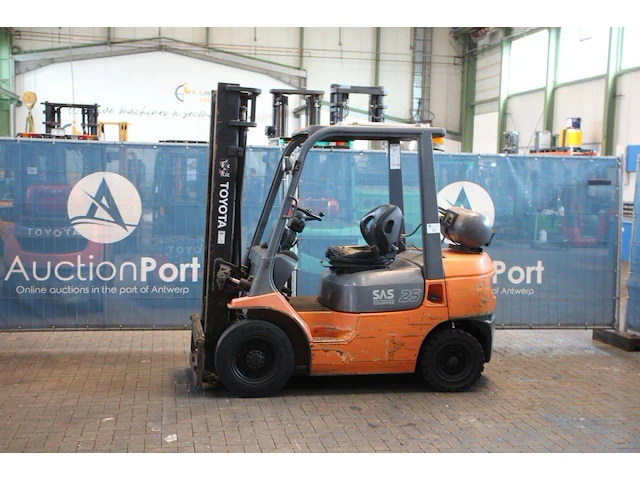 Heftruck toyota 42-7fgf25 lpg 2500kg 3.7m 2003 - afbeelding 1 van  1