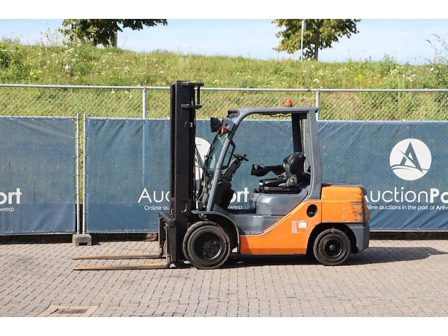 Heftruck toyota 52-8fdjf35 lpg 2200kg 3.7m 2012 - afbeelding 1 van  1