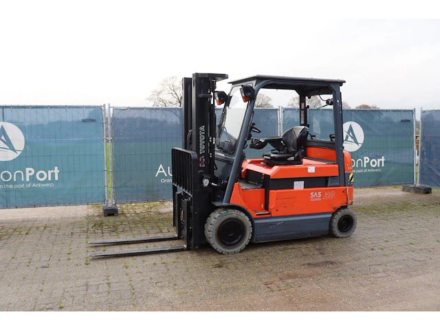 Heftruck toyota 7fbmf30 elektrisch 3000kg 4.7m 2010 - afbeelding 1 van  1