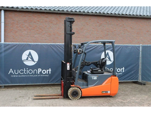 Heftruck toyota 8fbet18 elektrisch 1800kg 6.5m 2011 - afbeelding 1 van  1