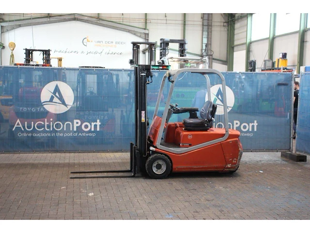 Heftruck toyota cbe 18 t elektrisch 1800kg 4.0m 2005 - afbeelding 1 van  1