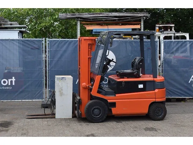 Heftruck toyota fbm25 elektrisch 2400kg - afbeelding 1 van  1