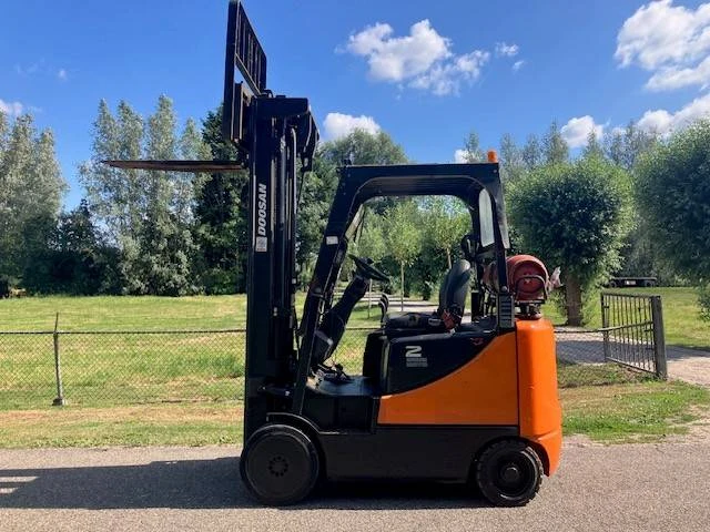 Heftruck toyota gc20e-5 lpg 2000kg 2017 - afbeelding 1 van  1