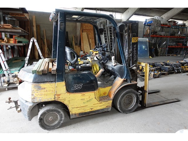 Heftruck toyota - afbeelding 1 van  13