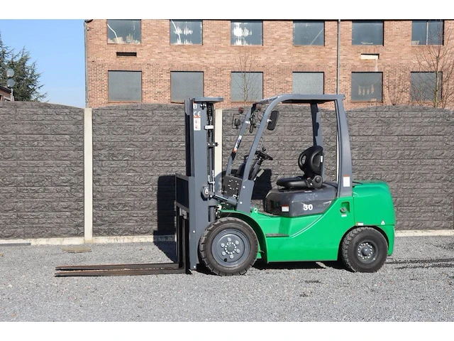 Heftruck yanmar fd30 diesel 2700kg 4.5m 2024 - afbeelding 1 van  1