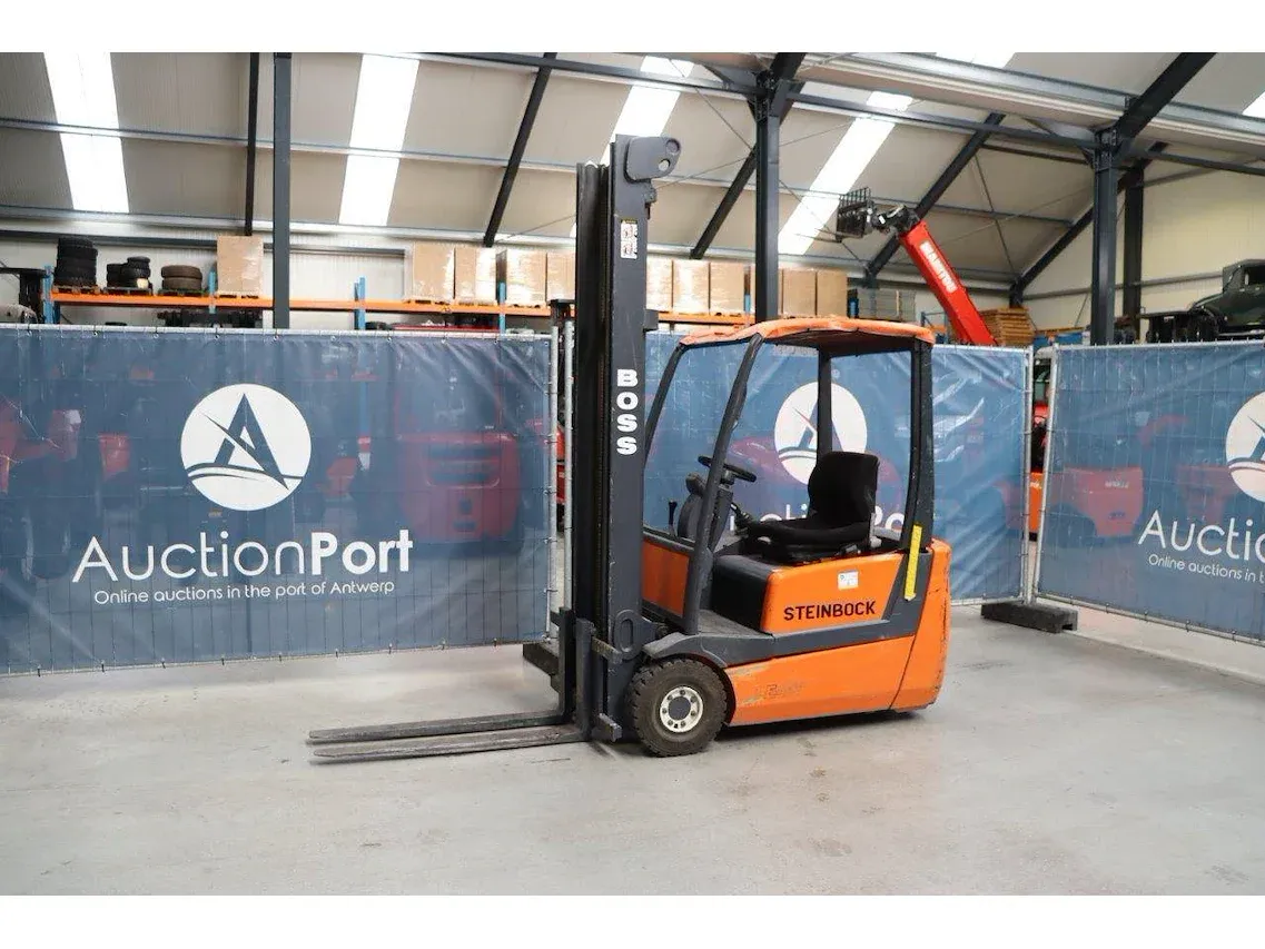 Heftrucks - hoogwerkers - stapelaars - palletwagens - reachtrucks