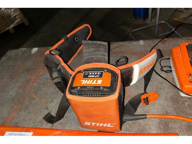 Heggenschaar stihl - afbeelding 8 van  11