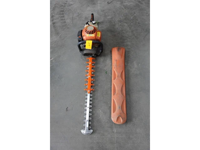 Heggenschaar stihl - afbeelding 2 van  4