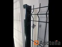 Hek panelen 163x250cm stijf 2d in groen ral 6005 en palen 2175 mm - afbeelding 1 van  4