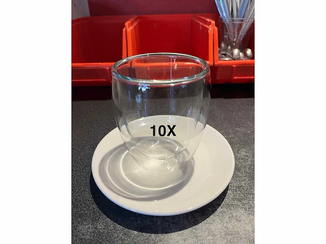 Hele voorraad diverse servies, glaswerk, tassen en borden (550x) - afbeelding 9 van  43