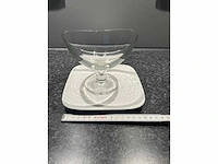 Hele voorraad diverse servies, glaswerk, tassen en borden (550x) - afbeelding 1 van  43