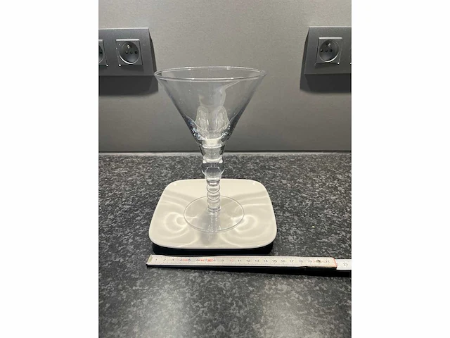 Hele voorraad diverse servies, glaswerk, tassen en borden (550x) - afbeelding 32 van  43