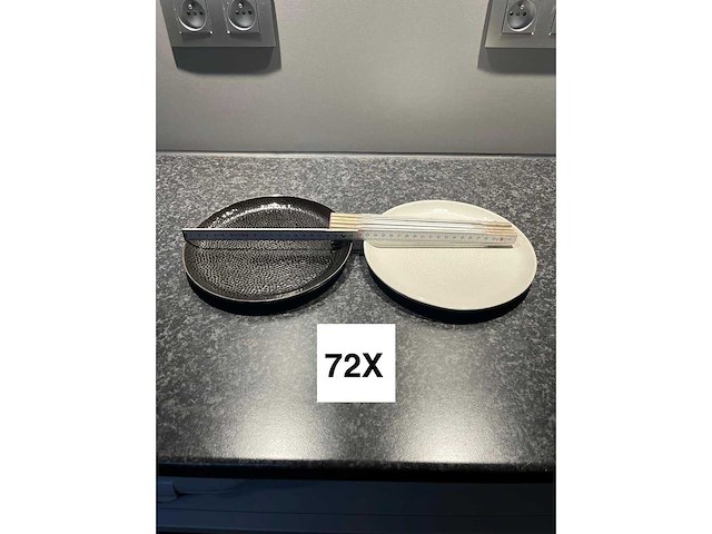 Hele voorraad diverse servies, glaswerk, tassen en borden (550x) - afbeelding 12 van  43