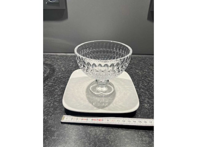 Hele voorraad diverse servies, glaswerk, tassen en borden (550x) - afbeelding 28 van  43