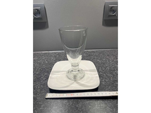 Hele voorraad diverse servies, glaswerk, tassen en borden (550x) - afbeelding 29 van  43