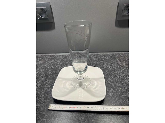 Hele voorraad diverse servies, glaswerk, tassen en borden (550x) - afbeelding 30 van  43