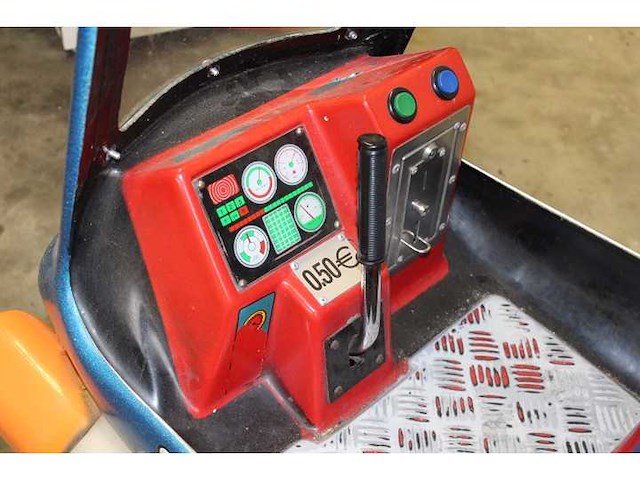 Helicopter - kiddy ride - afbeelding 3 van  4