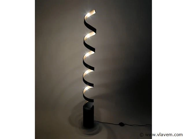 Helix design vloerlamp 152 cm wit - afbeelding 5 van  7