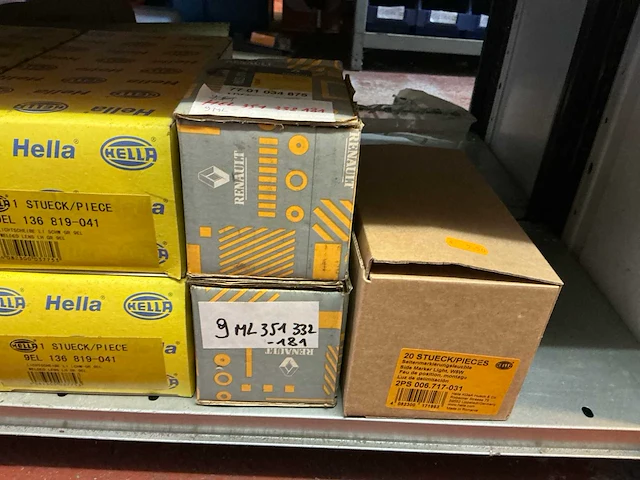 Hella lot autoverlichting (65x) - afbeelding 9 van  9