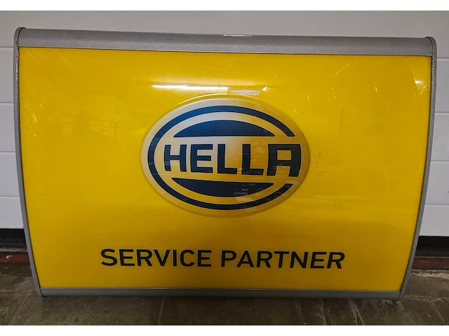 Hella service partner zuil - afbeelding 1 van  4