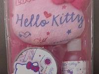 Hello kitty badset