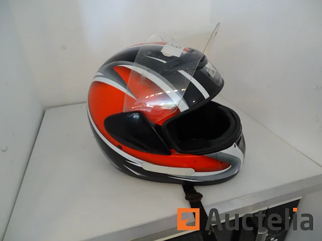 Helmen integraalhelm maat 58-60 - afbeelding 1 van  2