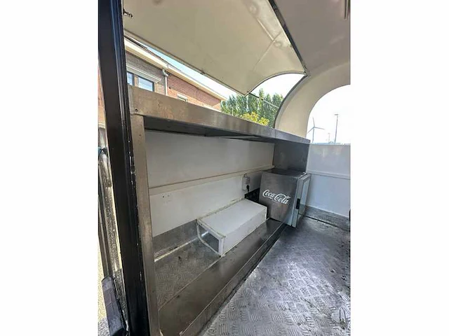 Henan cancke foodtruck - afbeelding 4 van  22