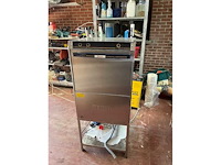 Hendi - n700ps - korvenvaatwasmachine - afbeelding 1 van  4