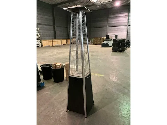 Hendi 272404 pyramid heater terrasverwarming - afbeelding 2 van  5