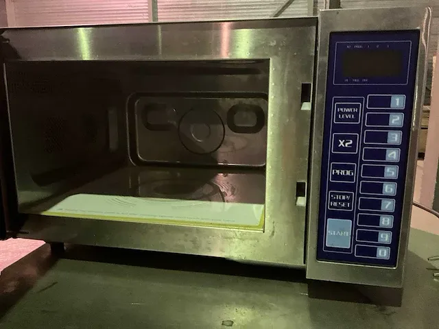 Hendi 281406 magnetron oven - afbeelding 2 van  3