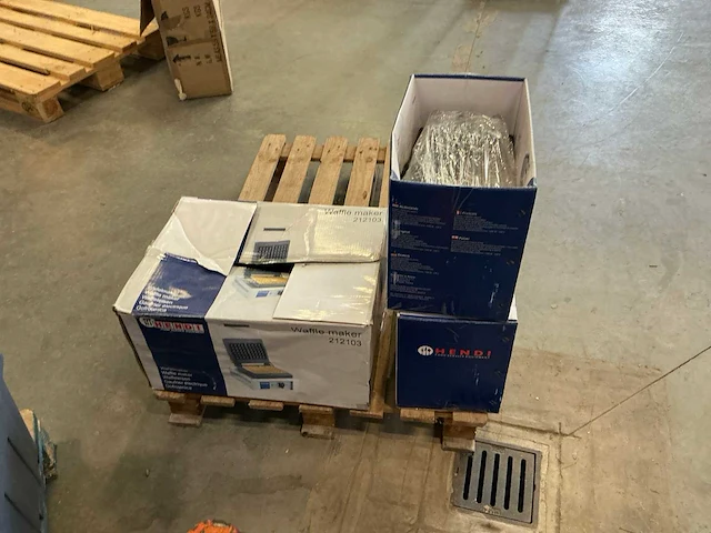 Hendi keukenmachines (3x) - afbeelding 1 van  8
