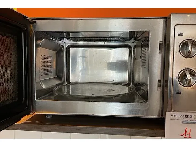 Hendi microwave oven - afbeelding 2 van  3