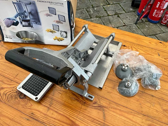 Hendi professionele frietsnijder – aluminium - ongebruikt - afbeelding 2 van  7