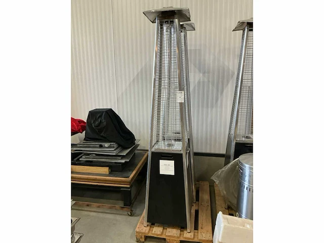 Hendi pyramide heater - afbeelding 2 van  7